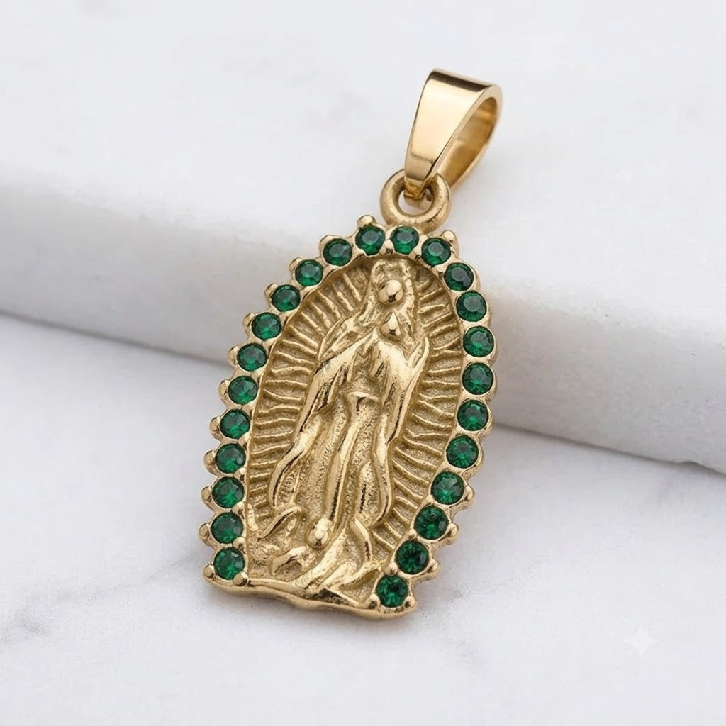Dije Virgen Esmeraldas Lab